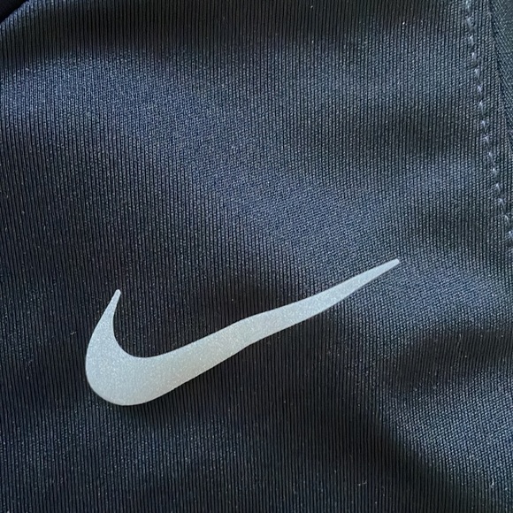 Nike medium tank top - Picture 3 of 4